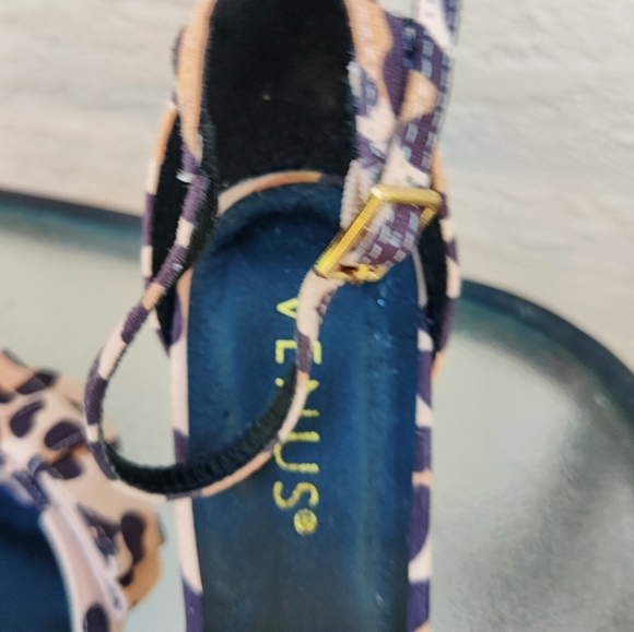 Venus leopard peep toe heels - Picture 10 of 16